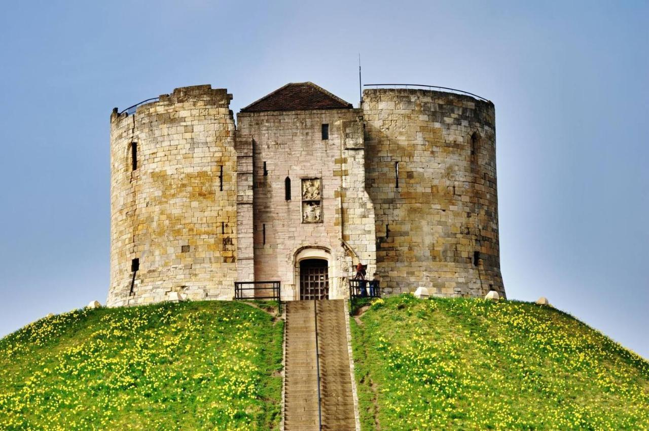 Shambles Suites In The Centre Of York, Sleeps 16 Exterior photo