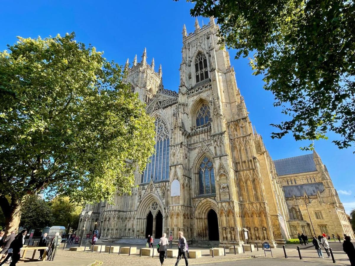 Shambles Suites In The Centre Of York, Sleeps 16 Exterior photo